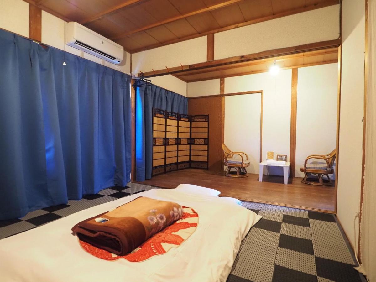 四国旅行のhub拠点 古民家ゲストハウス Heso Camp Miyoshi  Exterior foto